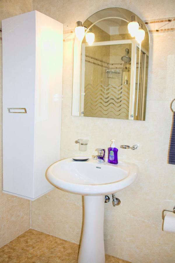 Charming Apartment Near Athens Center And The Sea Dış mekan fotoğraf